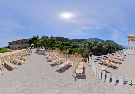 Allestimento per un matrimonio a Son Marroig, Deià