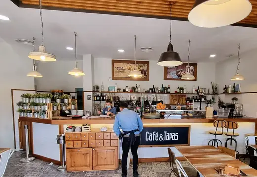 Café & Tapas Counter in Marratxí