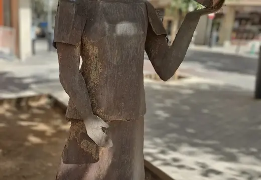 Encarna Viñas Skulptur in Pere Garau, Palma